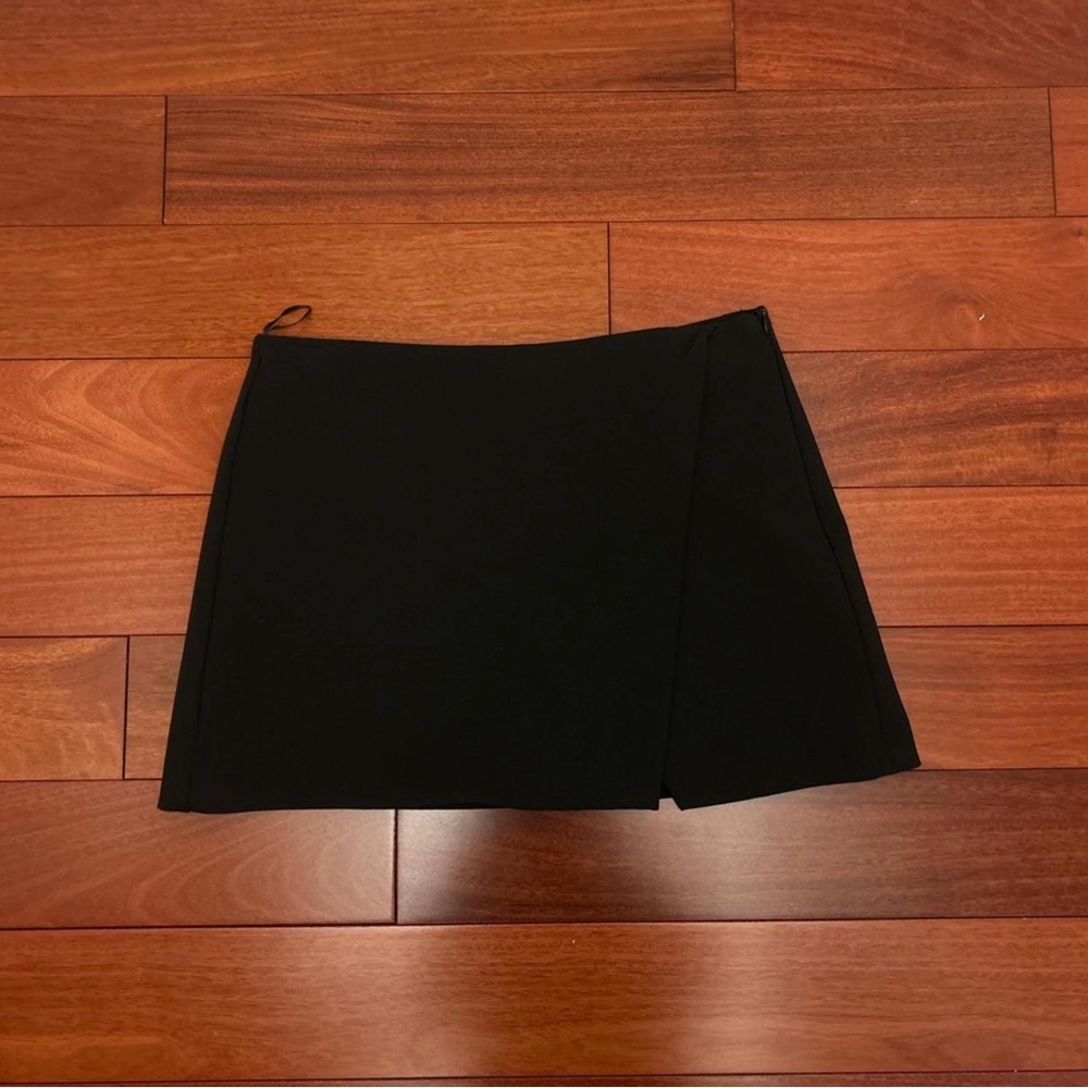 Zara Elegant Black Skirt with built in shorts